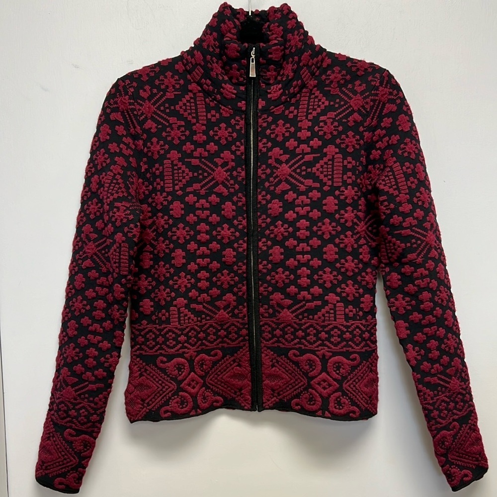 Icelandic Design Women’s Full Zip Burgundy and Black Sweater Jacket Size Small